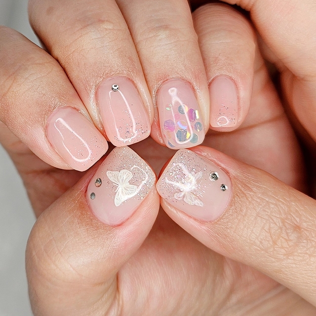 추천 콕 예약 전시 이미지