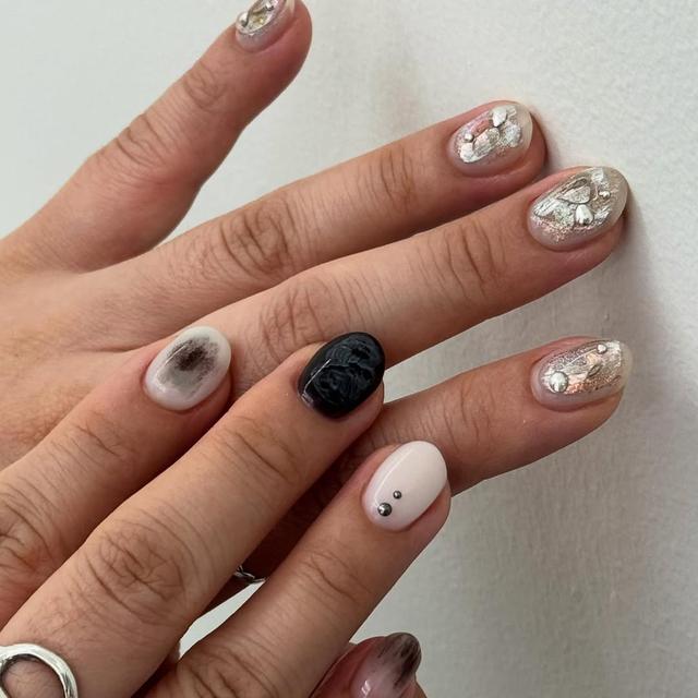 추천 콕 예약 전시 이미지