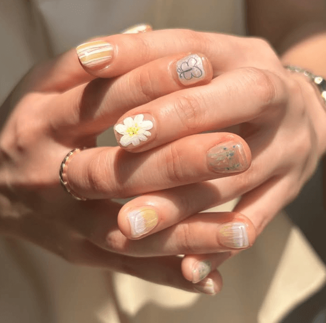 추천 콕 예약 전시 이미지