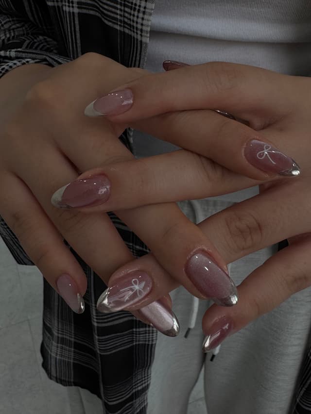 물어뜯는 손톱 열손연장